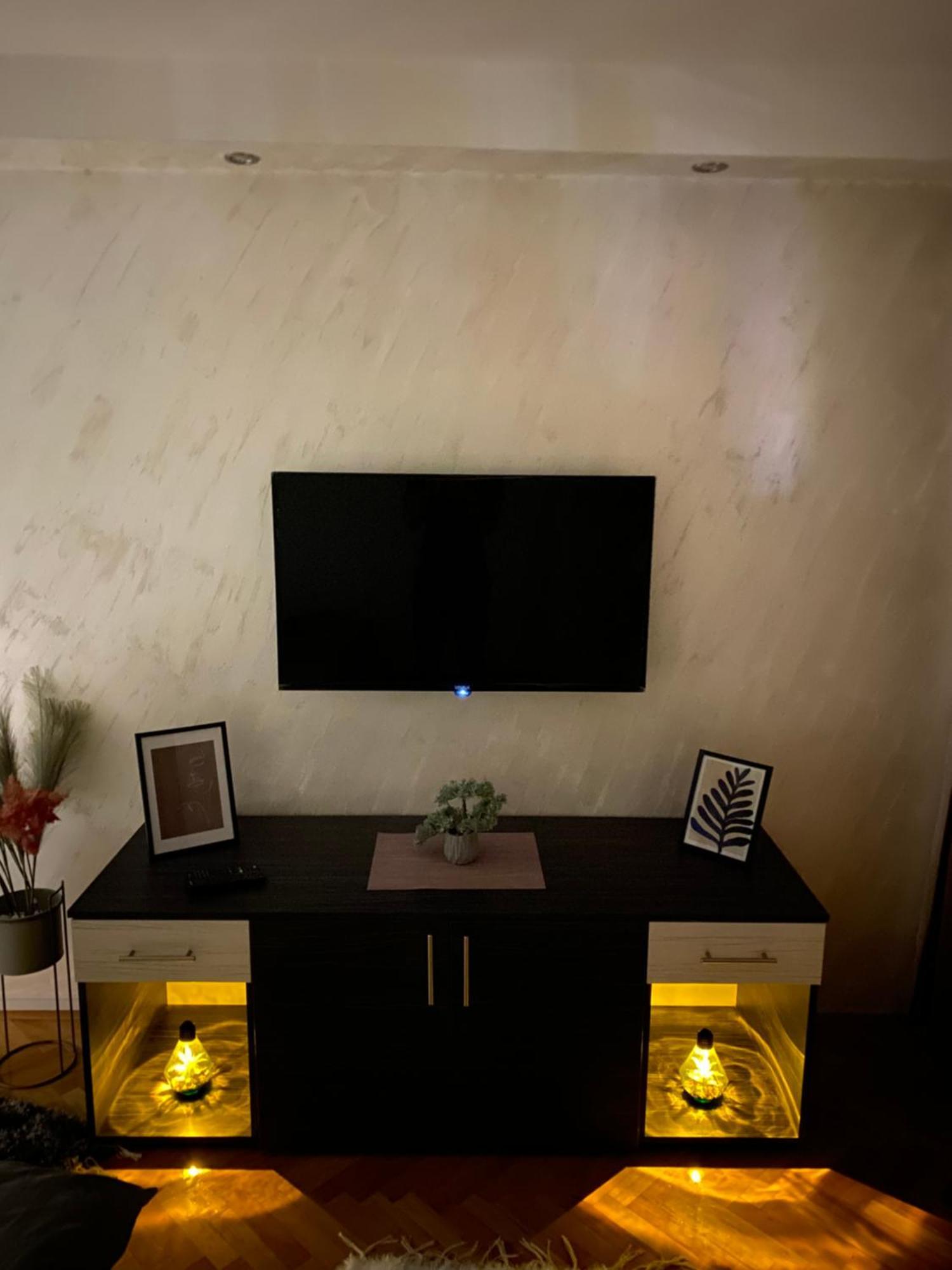 Apartman Bonaca Nisz Zewnętrze zdjęcie